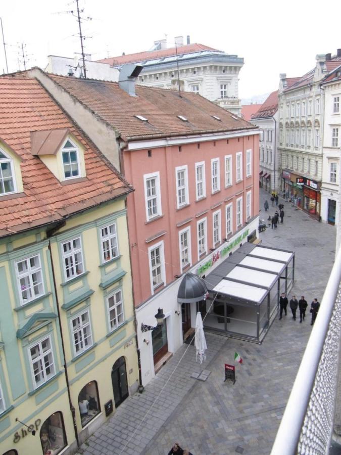 Apartman Old Centre - Rybarska Brana Pressburg Exterior foto