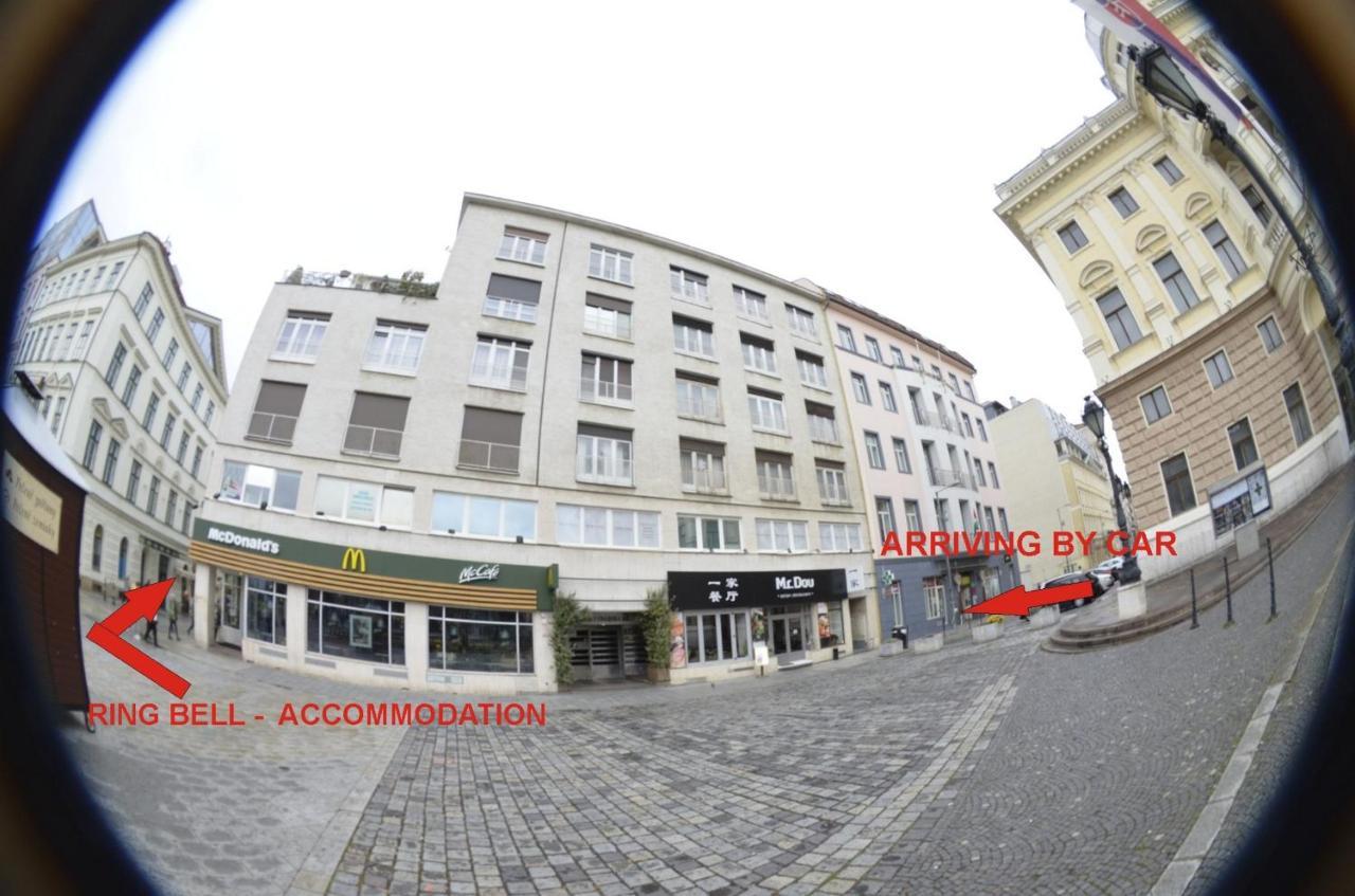 Apartman Old Centre - Rybarska Brana Pressburg Exterior foto